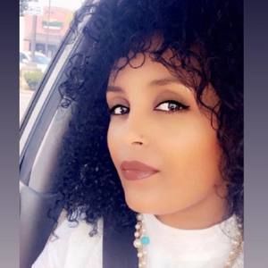 Meet your Posher, Hana